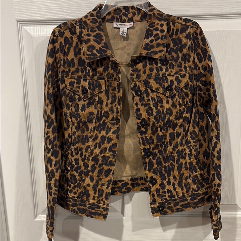 NEW! Style & Co. Leopard Print Jean Jacket in Brown and Black - Picture 3 of 8